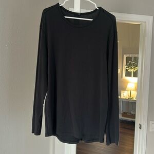 Lululemon men’s long sleeve shirt black like new
